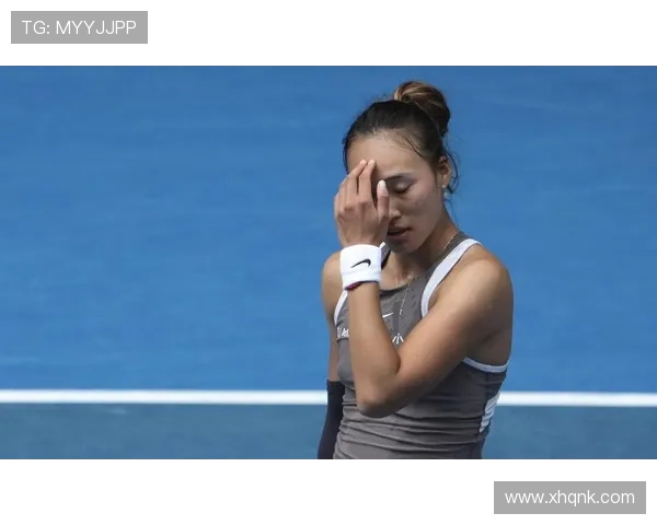 郑钦文为止疼药坚持比赛 透露手肘伤情